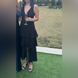 WAYF BLACK TIERED MIDI DRESS SIZE XSMALL WORN ONCE